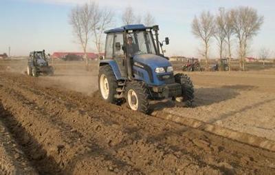 2017年新农业补贴惠农直补，农机服务迎来政策春风